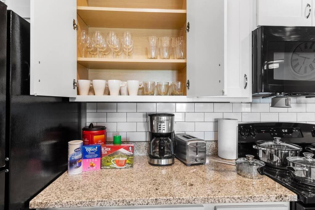 Elegant 2 Bedroom/2 Bath Condo With All Amenities Melbourne Exterior photo