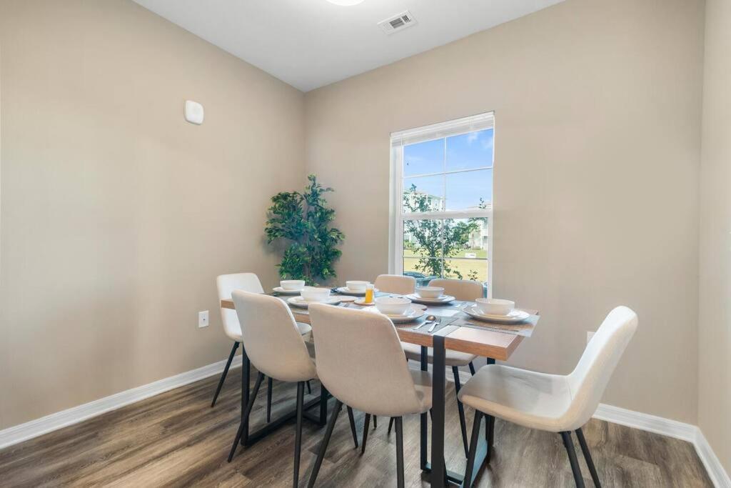 Elegant 2 Bedroom/2 Bath Condo With All Amenities Melbourne Exterior photo